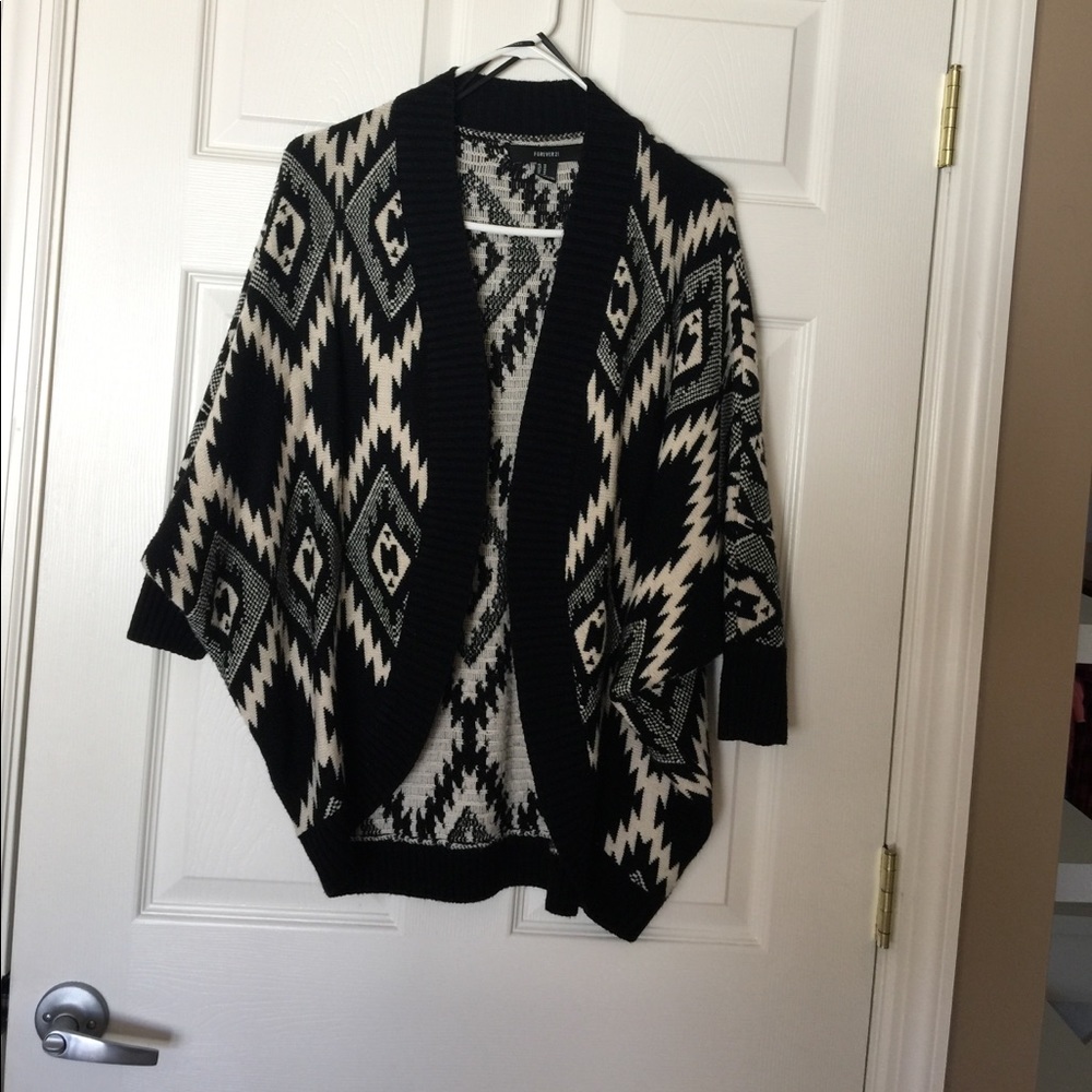 Aztec print flowy sweater